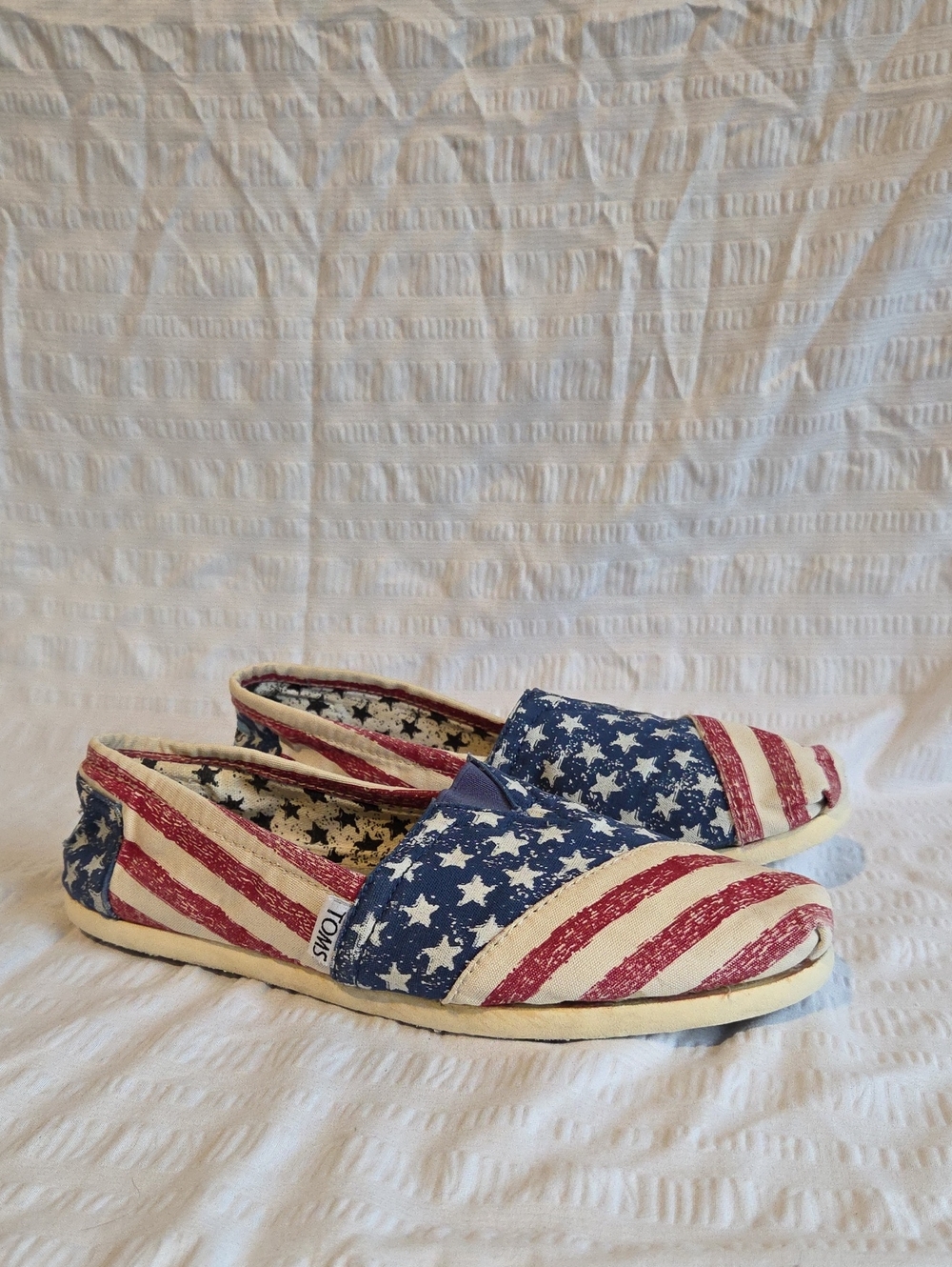 Toms Kids Slip-On Sneakers in Blue & Red Stars and Stripes